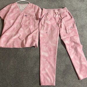 figs matching scrub set